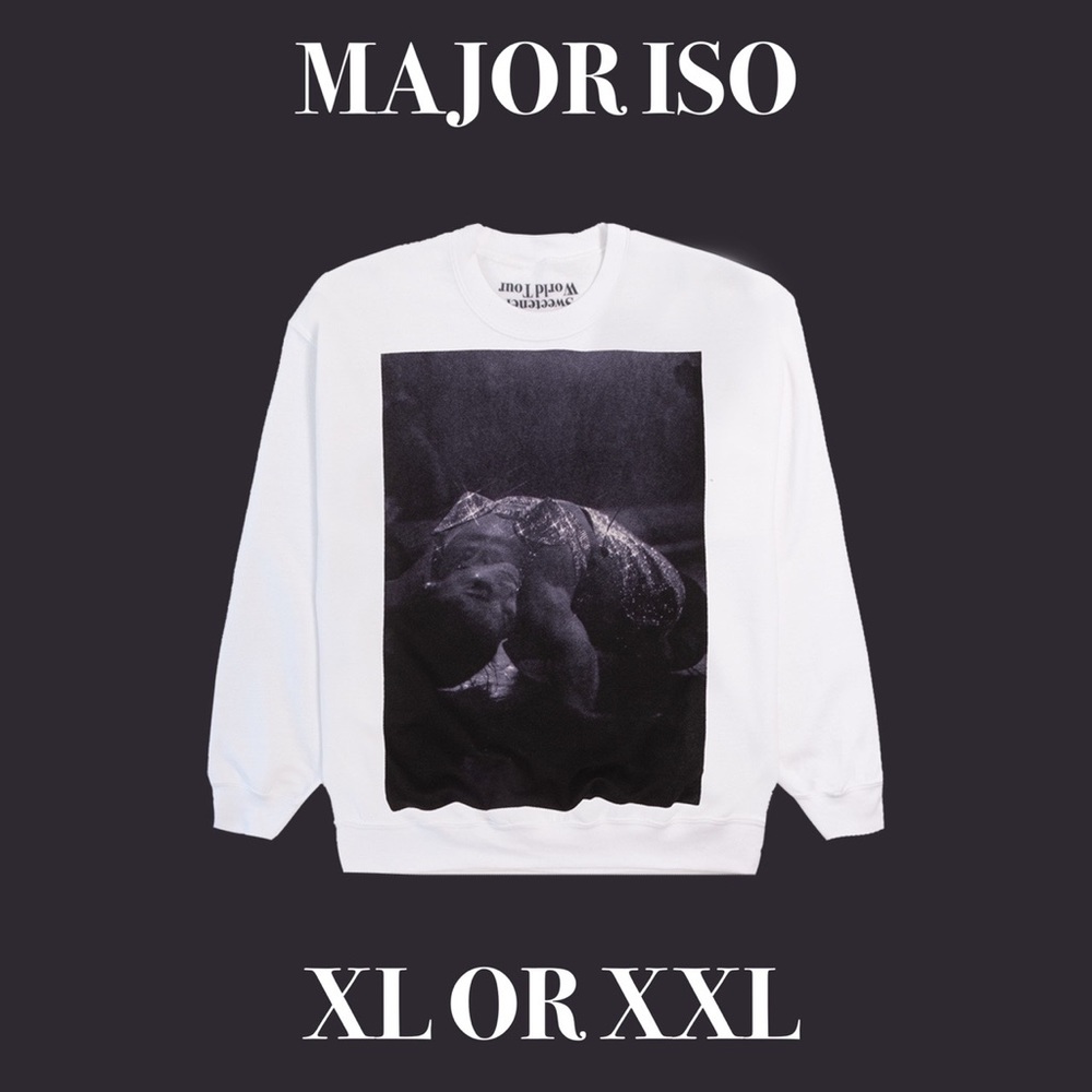 *ISO* ariana grande live in europe crewneck